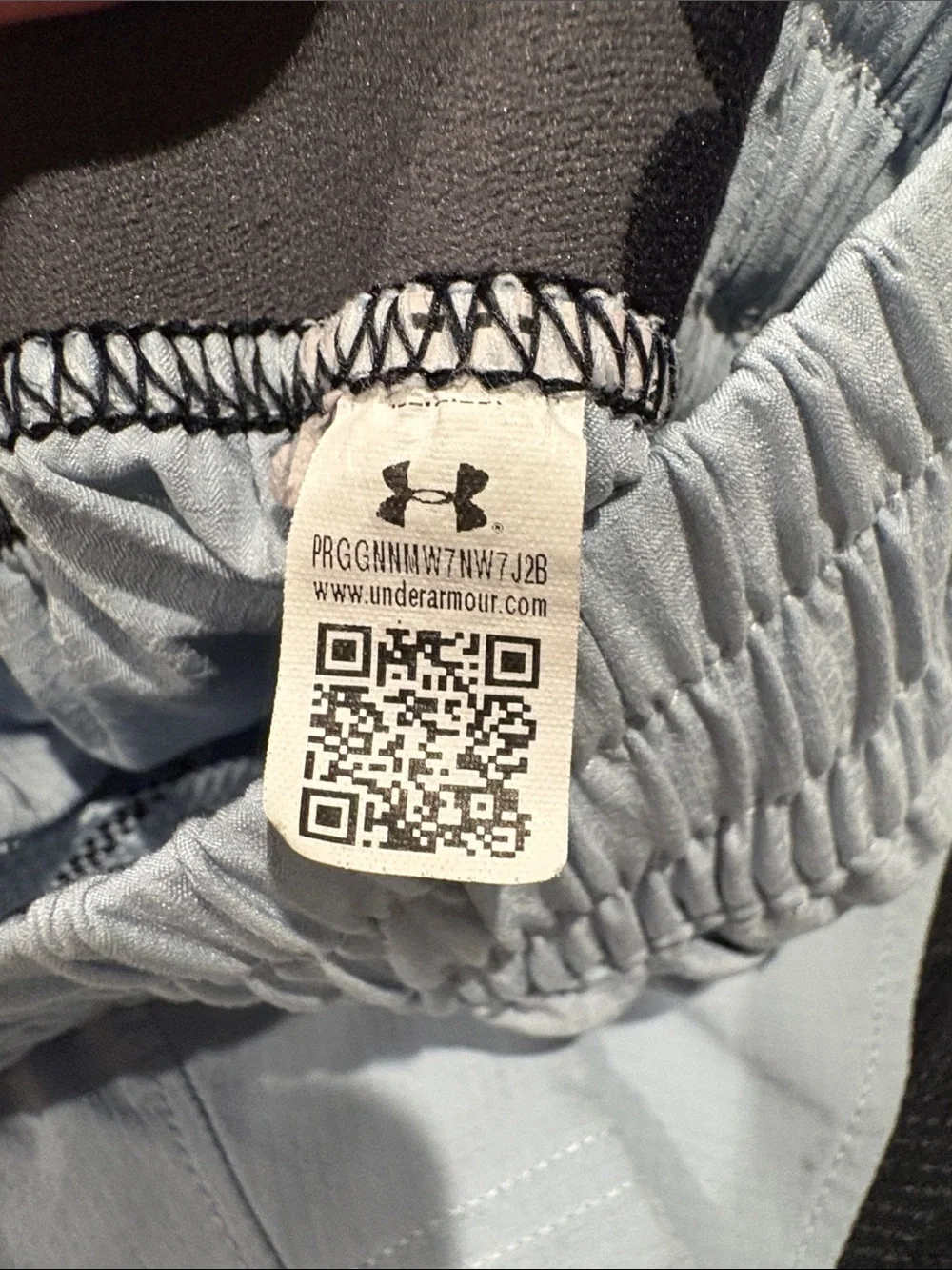 Under Armour - Men's Shorts. Elevated Woven Shorts. Size Small. Light Gray.